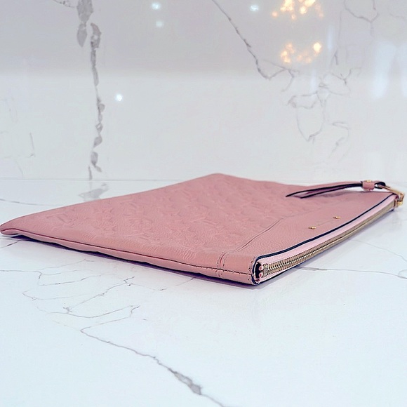 🌷LOUIS VUITTON Monogram Empreinte Leather Pouch - Picture 5 of 12